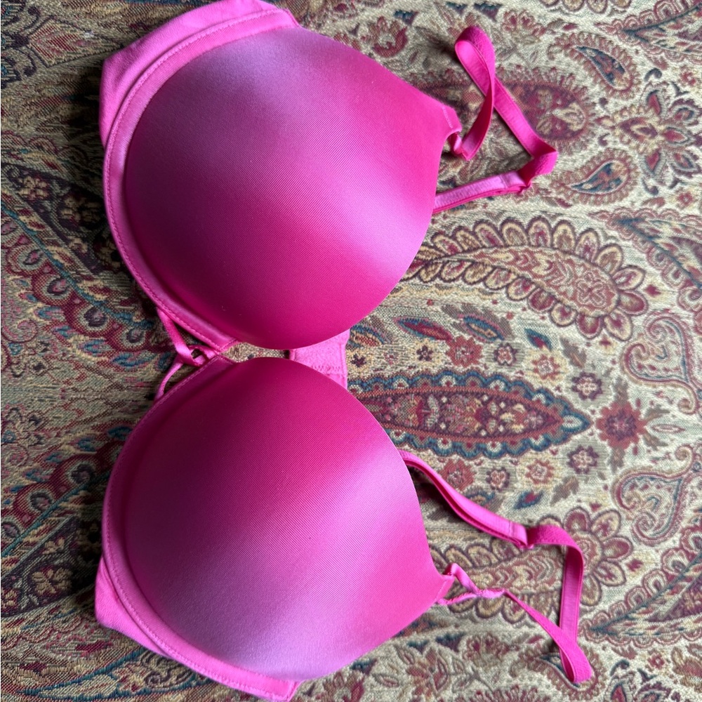 Victoria's Secret 36B Hot Pink Plunge Bra (adds 2 cup sizes)